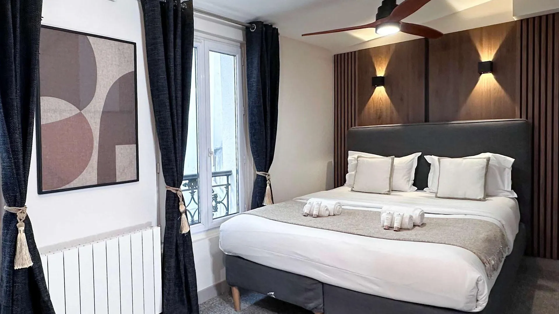 Porte De Versailles - Studio Paris